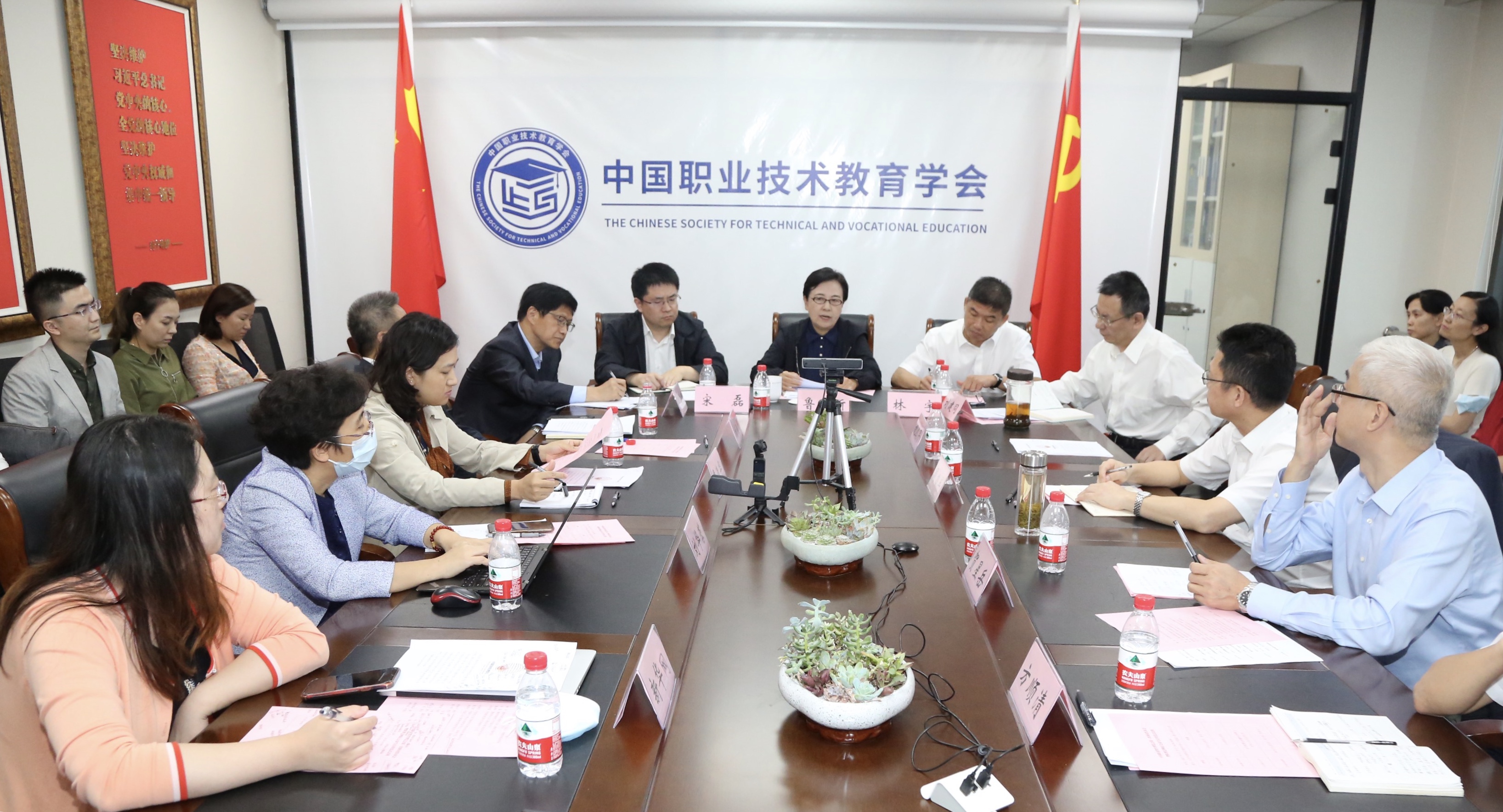 中国职业教育博览会将于12月启幕:职业教育前途广阔、大有可为 中国职业教育博览会将于12月启幕:职业教育前途广阔、大有可为