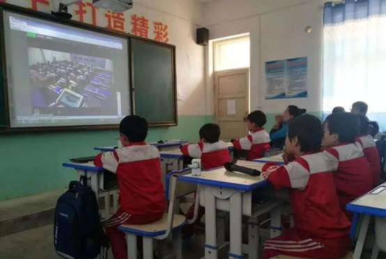 宁夏：“互联网+”把优质教育资源带进大山