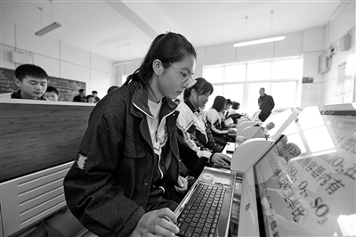 宁夏：“互联网+教育”推动城乡教育资源共享