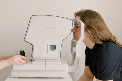 近視激光手術適合大部分人嗎？這些禁忌你可能不知道