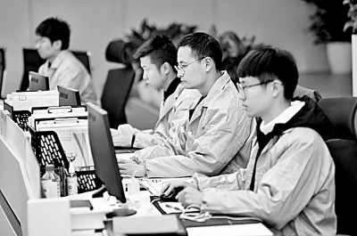 弘扬延安精神，培养拔尖创新人才