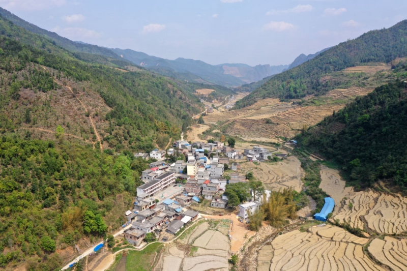 新华全媒＋丨大山教师“夫妻档” 坚守初心三十载