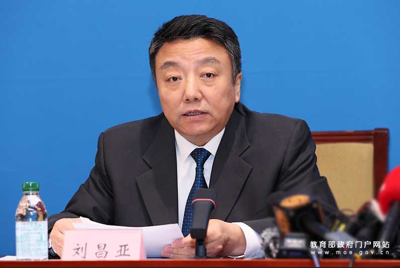 教育部:2022年学历教育在校生2.93亿人 新增劳动力平均受教育年限14年
