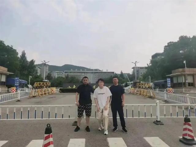 网购零食放虫子敲诈40多次!在校大学生袁某被刑拘! 网购零食放虫子敲诈40多次!在校大学生袁某被刑拘!